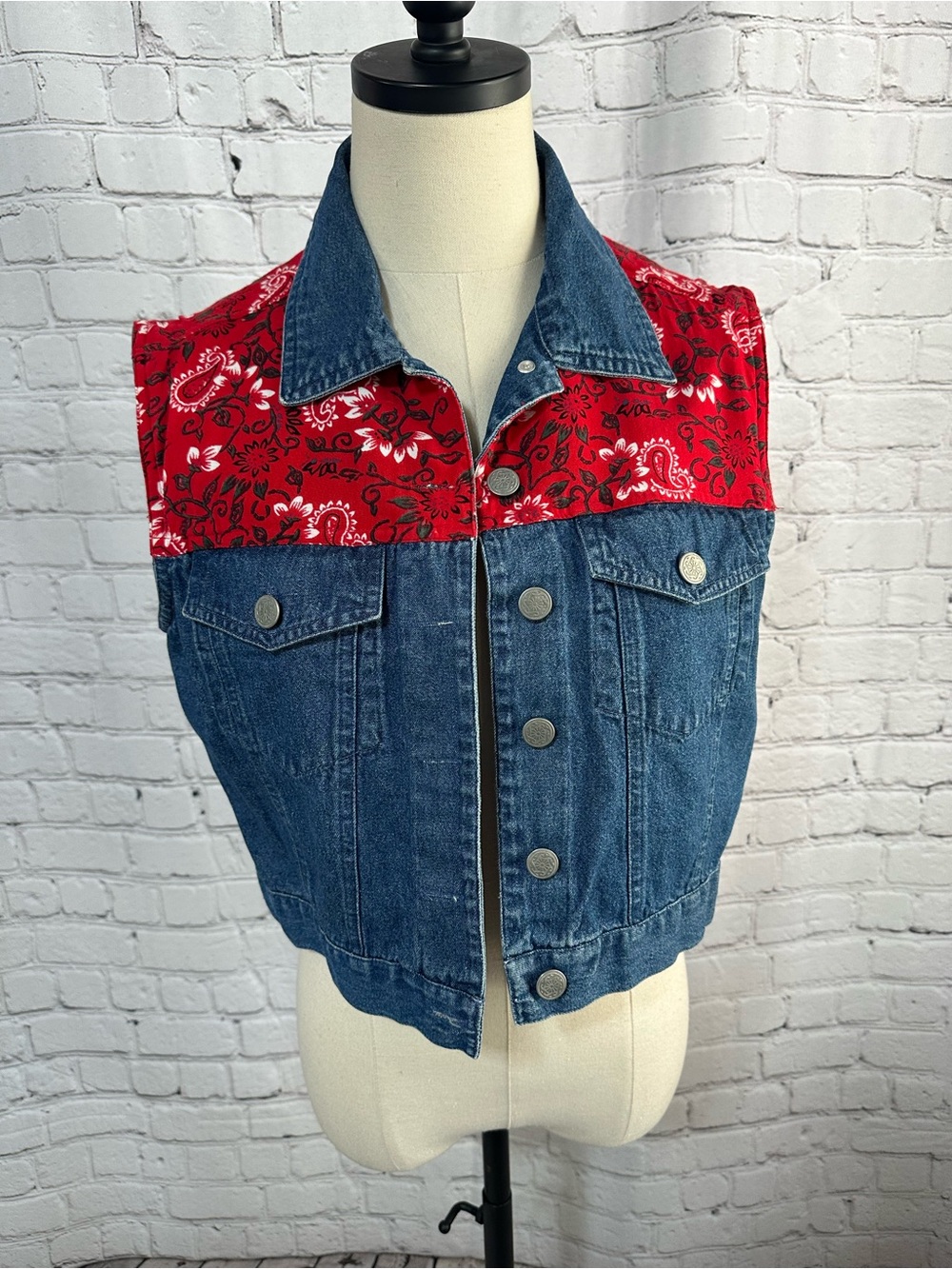 Y2K Western Denim Vest: Red Paisley Print, Cropped Coastal Cowgirl Jacket Small